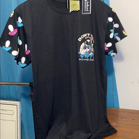 NWT!  DON’T TRIP DRIP tee - Picture 2 of 6